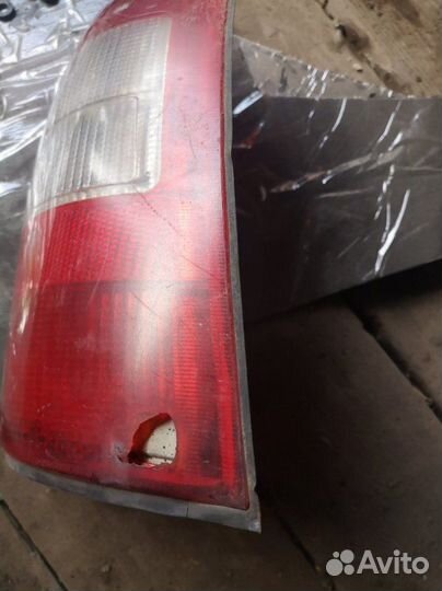 Задний фонарь задний левый Opel Vectra 36 X20XEV