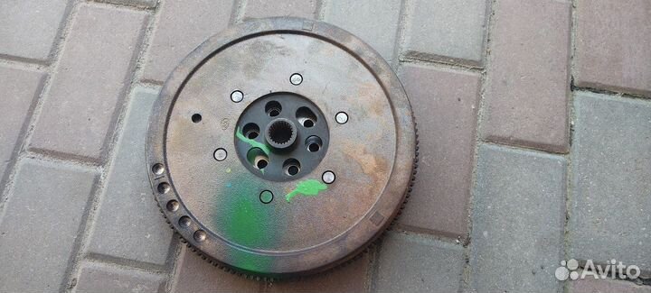 Audi A4B7 Маховик 058105317F 1.8i 2.0i б\у