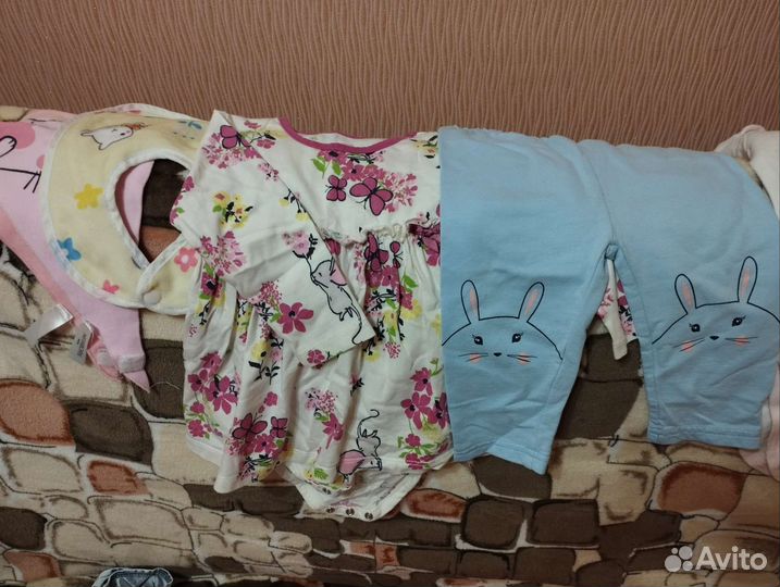 Пакет одежды на девочку 74-80-86