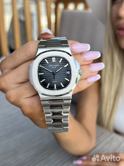 Patek Philippe Nautilus 5711 /1A-001 Tiffany Dial