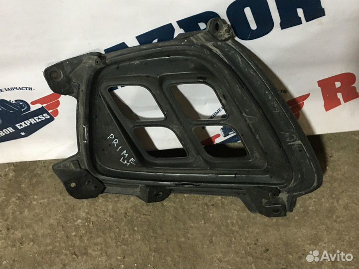 Рамка противотуманной фары левая KIA sorento prime