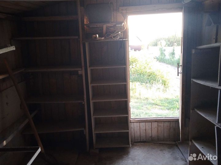 Гараж металлический переделан под голубятню