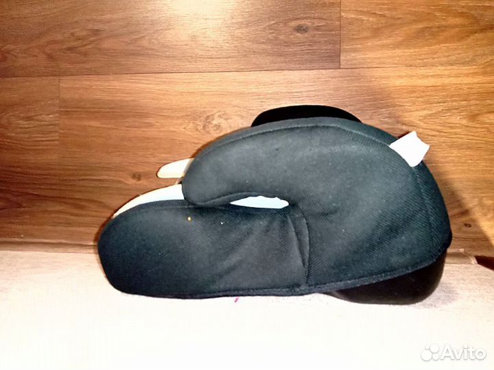 Детский бустер автомобильный