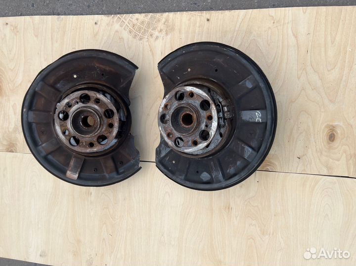 Задний поворотный кулак на Mersedes w212 e212