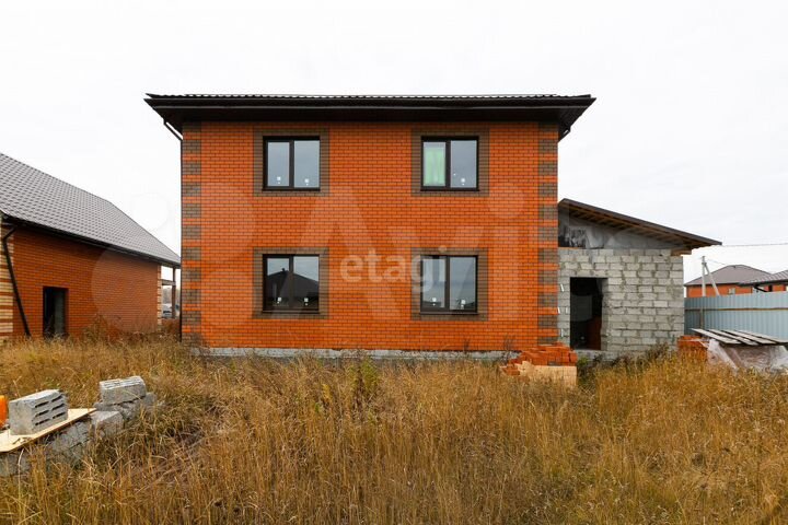 Дом 156 м² на участке 7 сот.