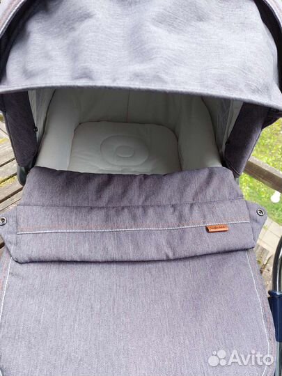 Коляска inglesina sofia на шасси vittoria