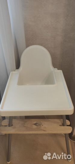 Стульчик для кормления IKEA с подножкой