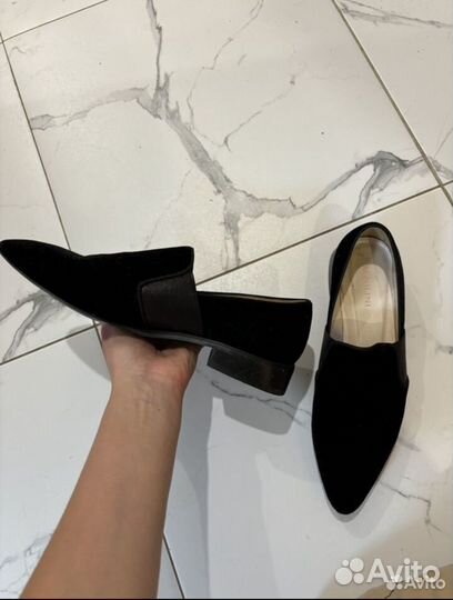 Бархатные лоферы