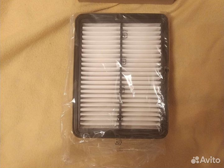 Воздушный фильтр Mazda 3 1.6i 13