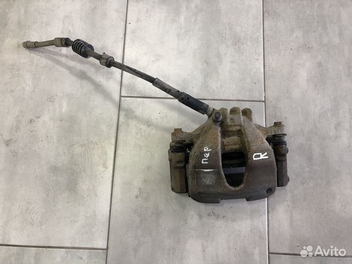 Суппорт передний правый Citroen C4 B7 / Ситроен С4