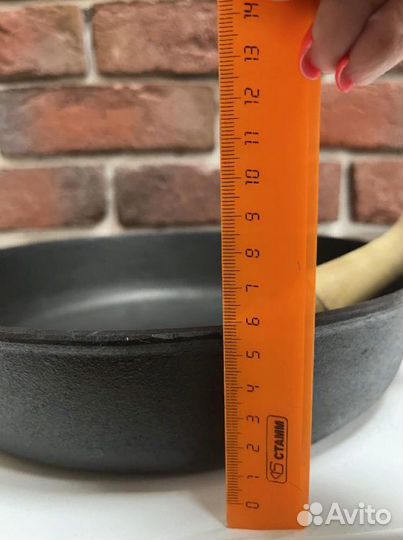 Чугунная сковорода сотейник