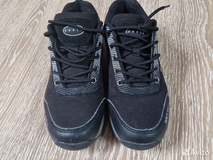 Adidas кроссовки