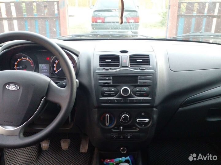 LADA Granta 1.6 МТ, 2022, 27 050 км