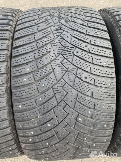 Pirelli Scorpion Ice Zero 2 275/40 R21 и 315/40 R21