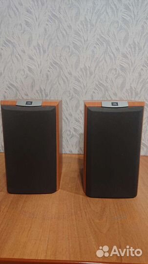 Колонки JBL