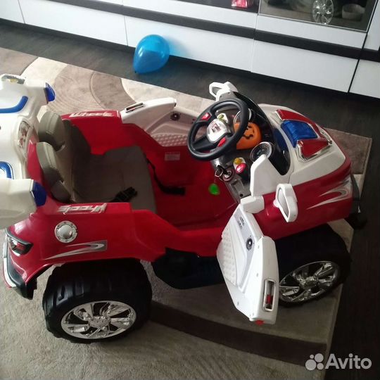 Детский электромобиль бу