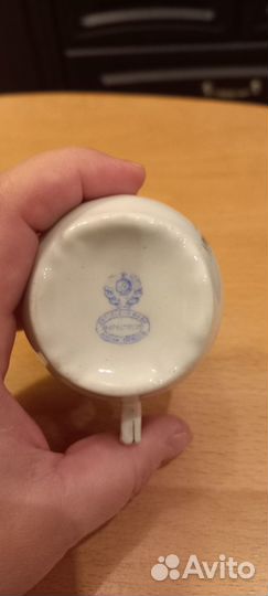 Коллекционные фарфоровые кофейные чашки