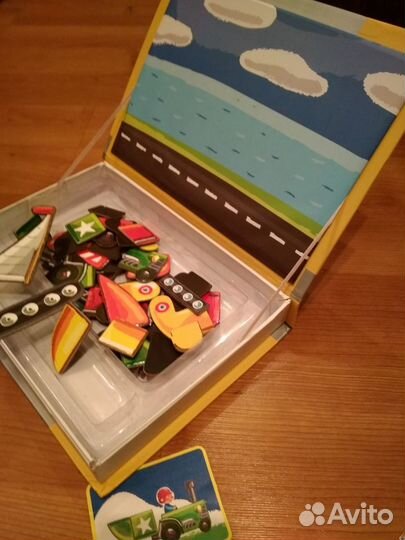 Настольная игра собирать машинки на магнитах