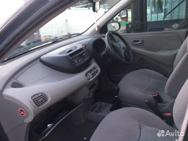 Разбор на запчасти Nissan Almera Tino