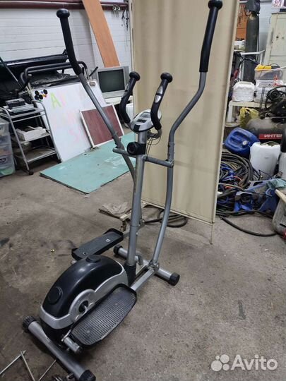 Эллиптический тренажер
