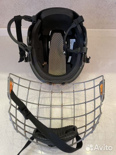 Шлем хоккейный bauer