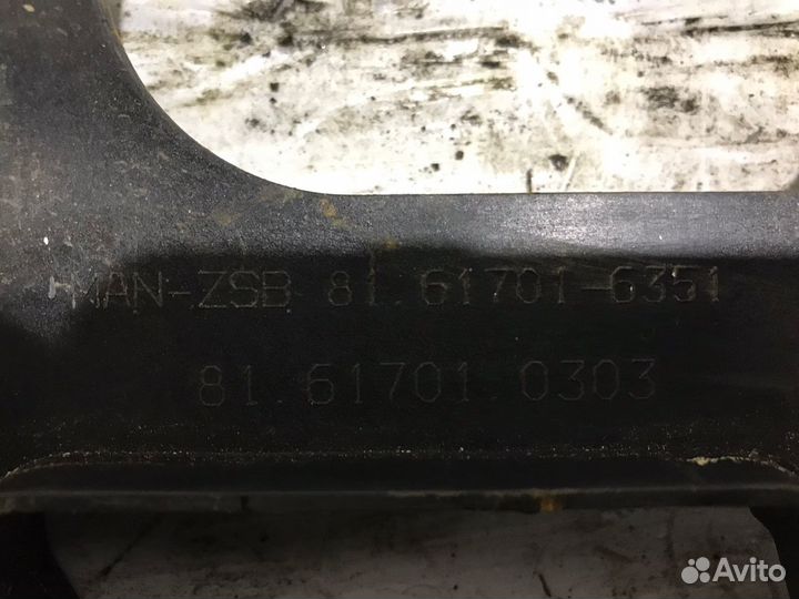 81617010303 Кронштейн усилителя торпедо правый MAN