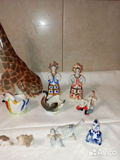 Фарфоровые статуэтки