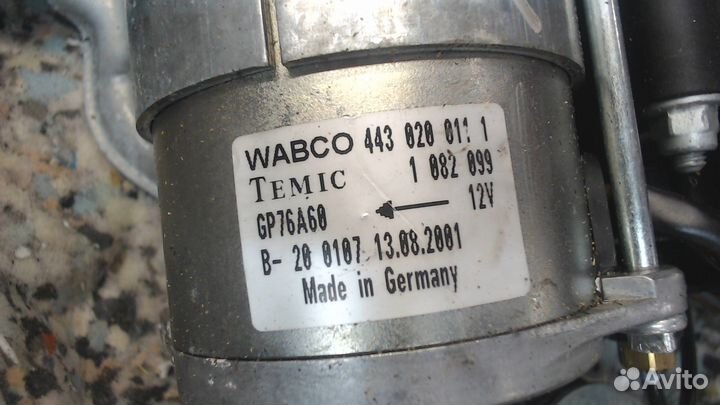 Компрессор воздушный BMW X5 E53, 2001