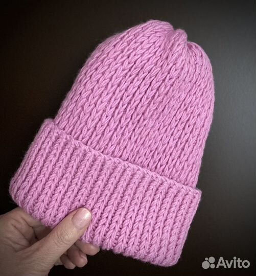 Вязаные шапки ручная работа