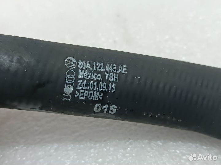 Трубка системы охлаждения радиатора Audi Q5