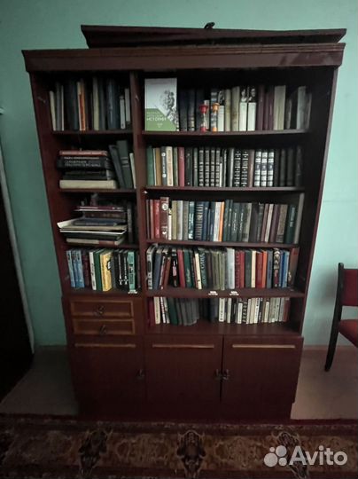 Полка книжная