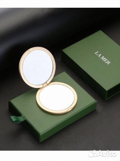 Miu miu зеркало