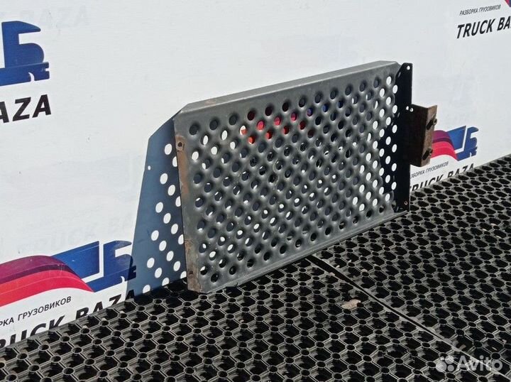 Трап за кабиной