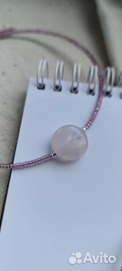 Чокер розовый с розовыми кварцем