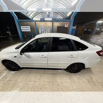 ВАЗ (LADA) Granta 1.6 MT, 2015, 141 000 км