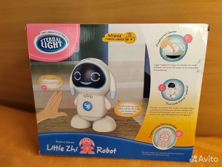 Игрушка робот