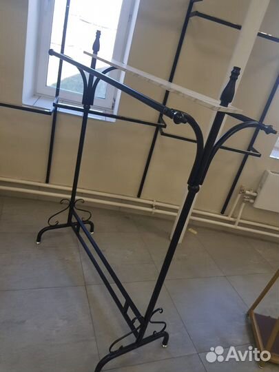 Вешалка напольная