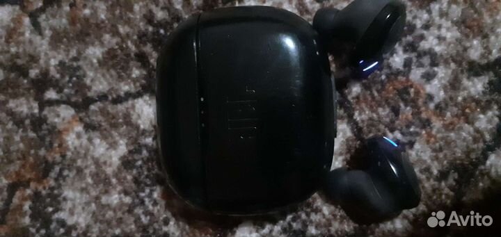 Беспроводные наушники JBL