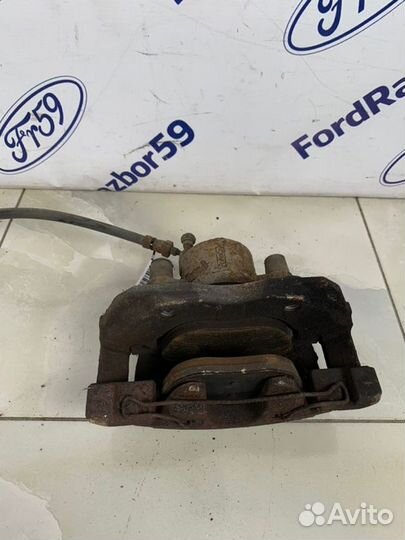 Суппорт передний левый Ford Focus 3 CB8 1.6 (pnda)