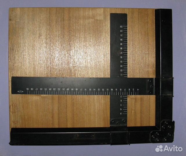 Подзорная труба, респиратор, кадрирующая рамка++++