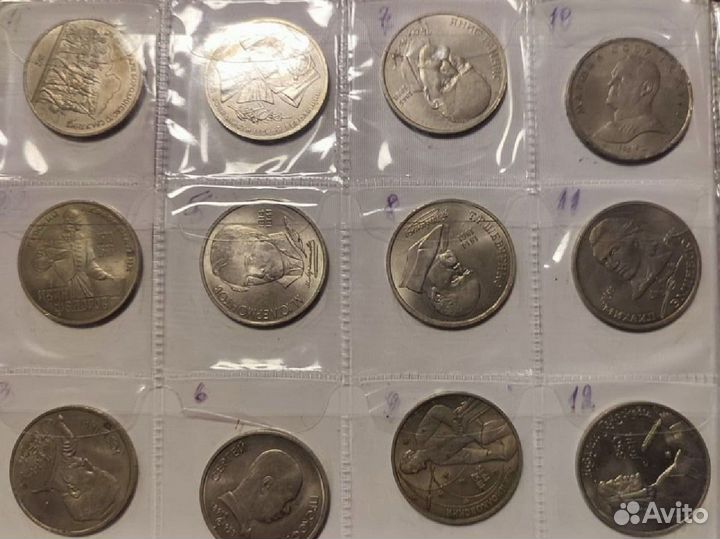 Альбом с монетами 39шт