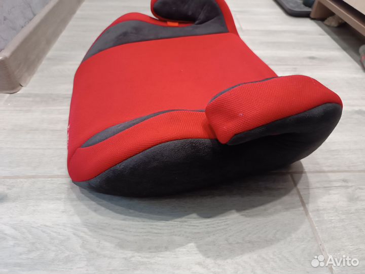 Автокресло бустер от 15 кг до 36