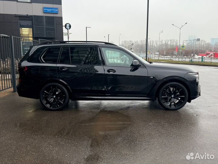BMW X7 3.0 AT, 2024, 90 км