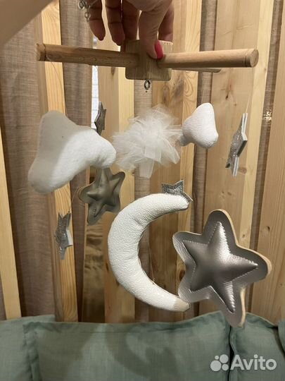 Деревянный держатель для балдахина