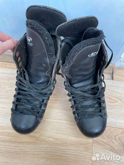 Коньки CCM Pro