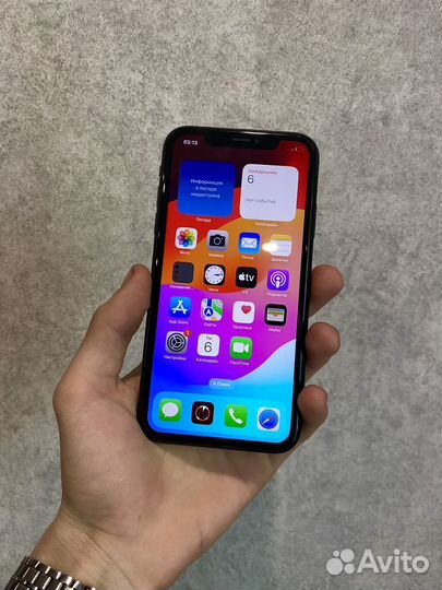 iPhone Xr, 64 ГБ