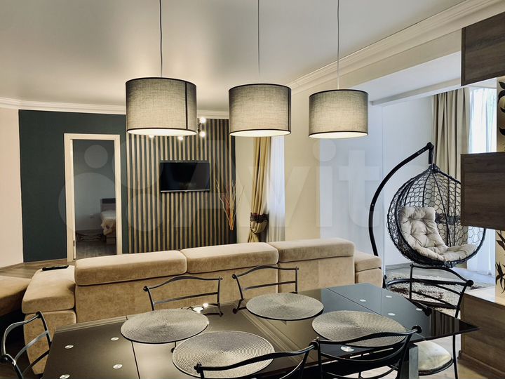 3-к. квартира, 103,1 м², 6/10 эт.