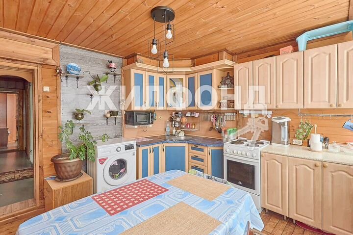 Дом 76 м² на участке 28 сот.