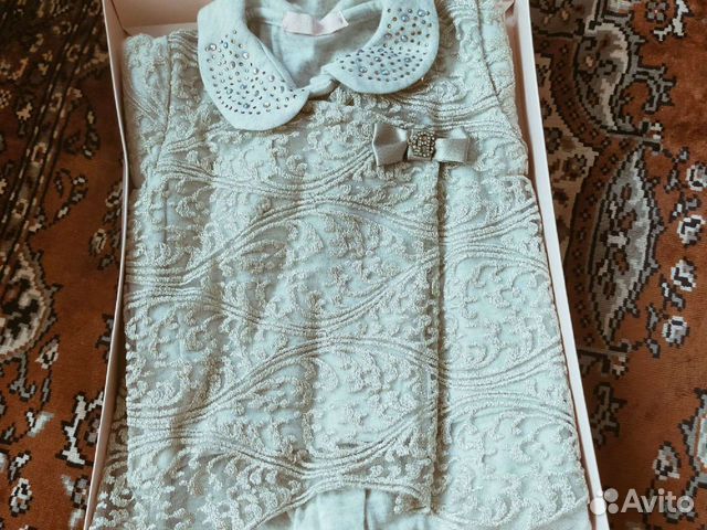 Комплект на выписку для девочки новый