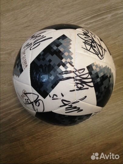 Автографы сборной России чм 2018 по футболу